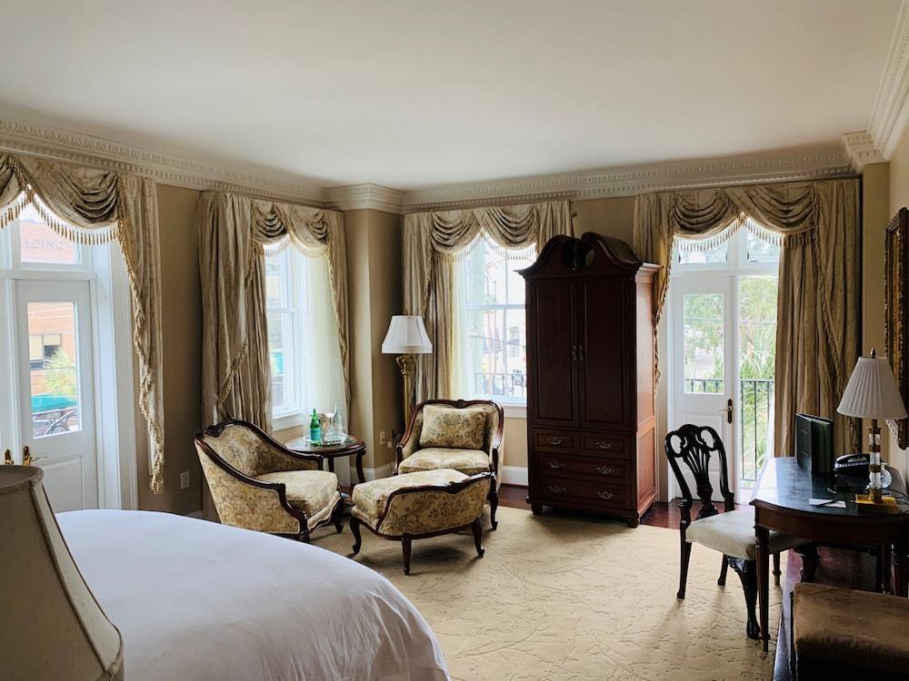 Market Pavilion Hotel Charleston Esterno foto