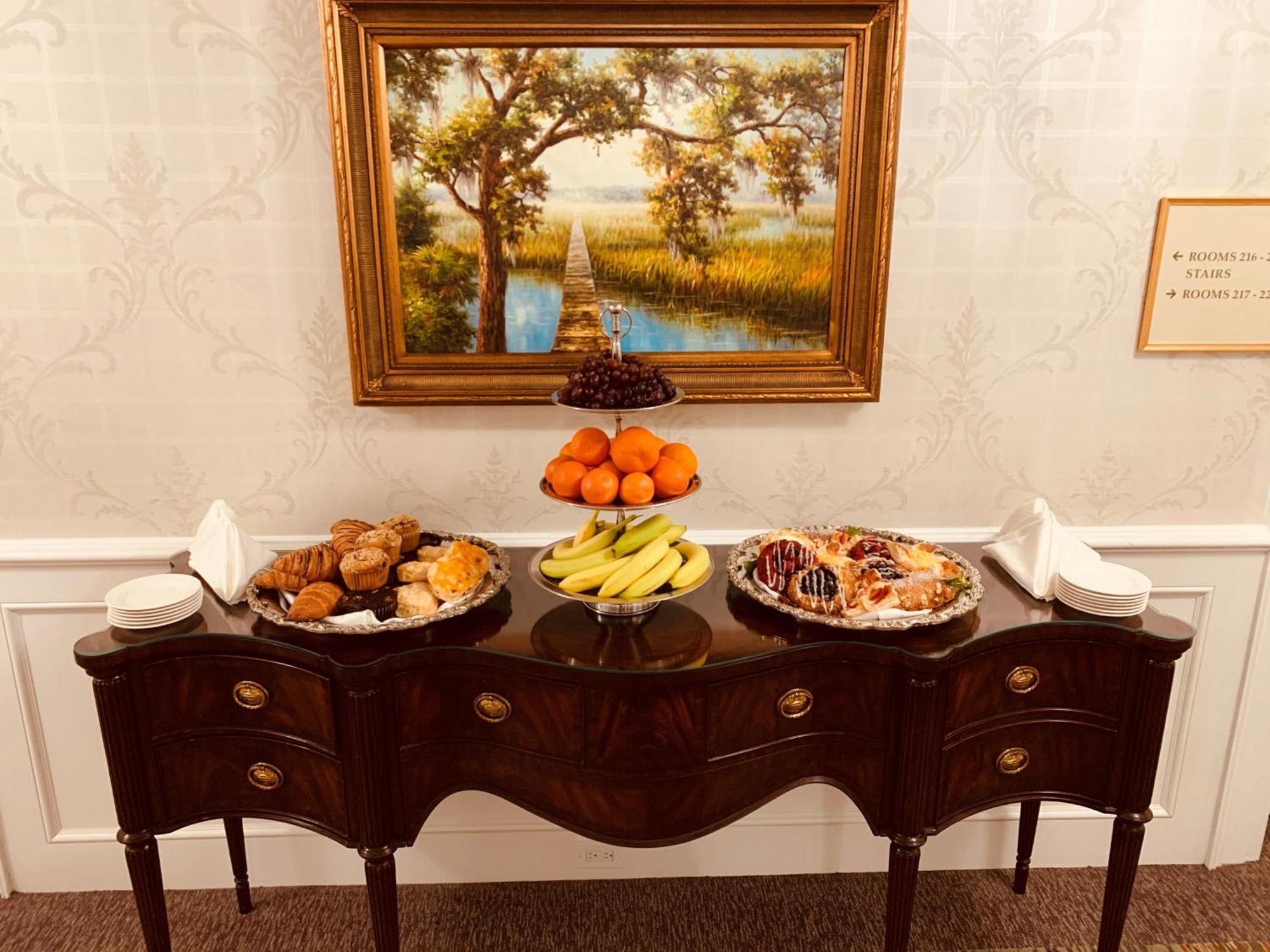 Market Pavilion Hotel Charleston Esterno foto
